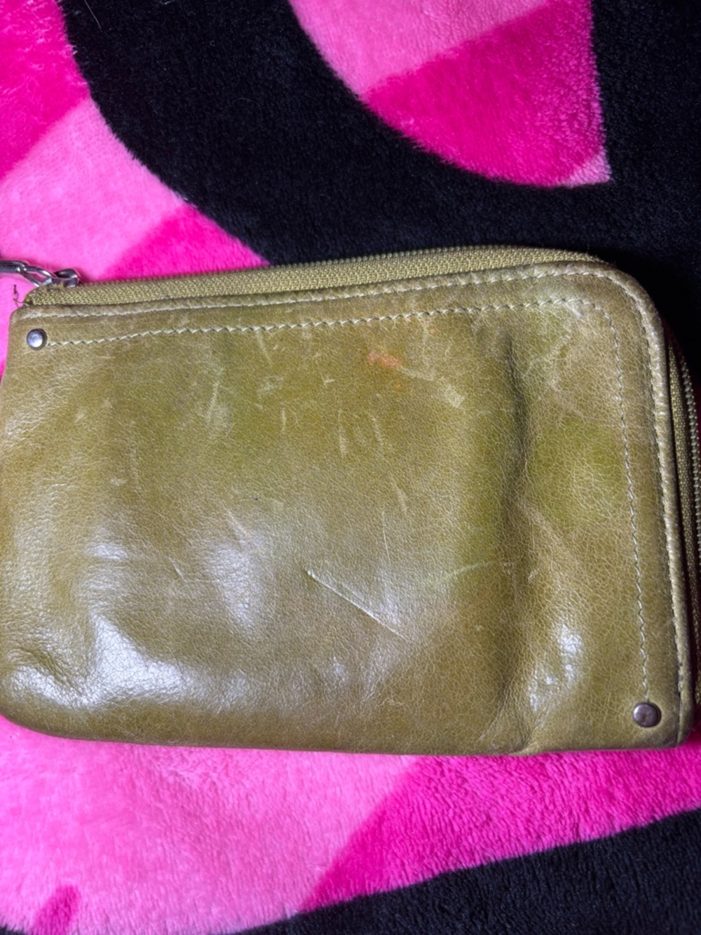 Vintage Fossil Genuine Leather Wristlet - Picture 2 of 9